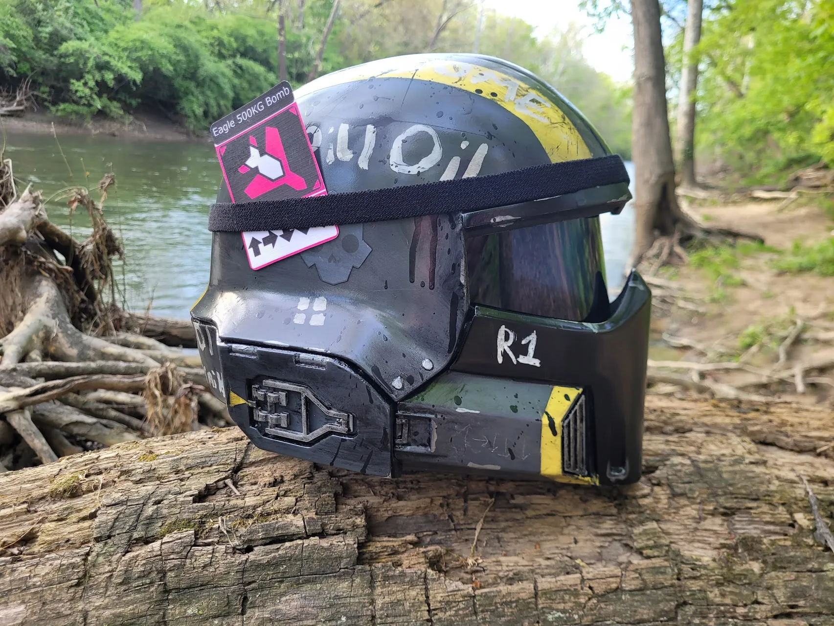 Finished Helldivers helmet by the creek